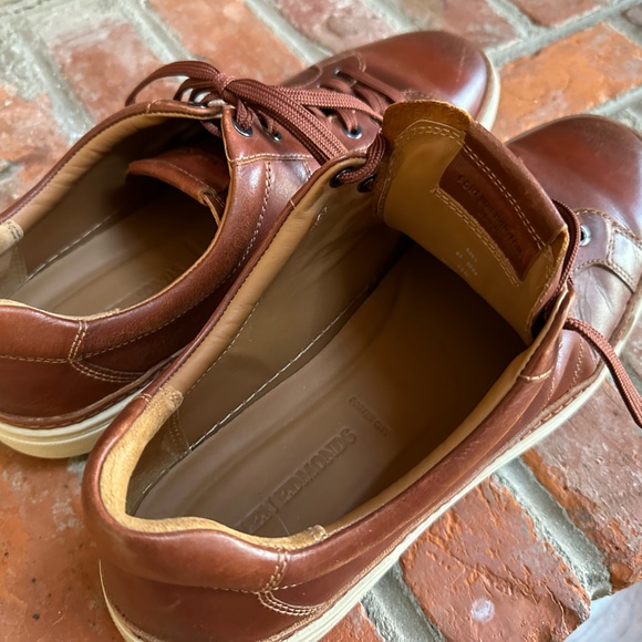 Allen Edmonds Leather Sneakers 13D - Picture 8 of 13